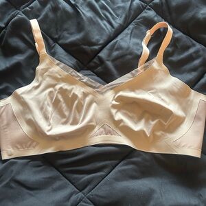 Honeylove Nude Wireless Shapewear Bra